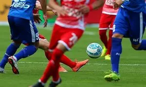 4 باشگاه لیگ برتر در وضعیت قرمز