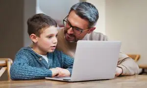 کاربران خانگی اغلب کدام لپ تاپ را می خرند؟ لنوو یا اچ پی؟