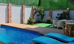 قیمت اجاره یک شب ویلای استخردار در کردان کرج چند؟