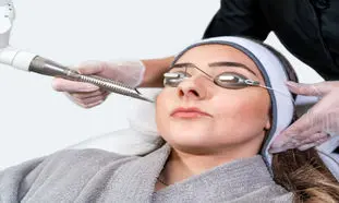 تمام قابلیت‌ های دستگاه لیزر پیکوسکند؛  از پاک کردن تتو تا رفع لکه های پوستی