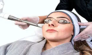تمام قابلیت‌ های دستگاه لیزر پیکوسکند؛  از پاک کردن تتو تا رفع لکه های پوستی