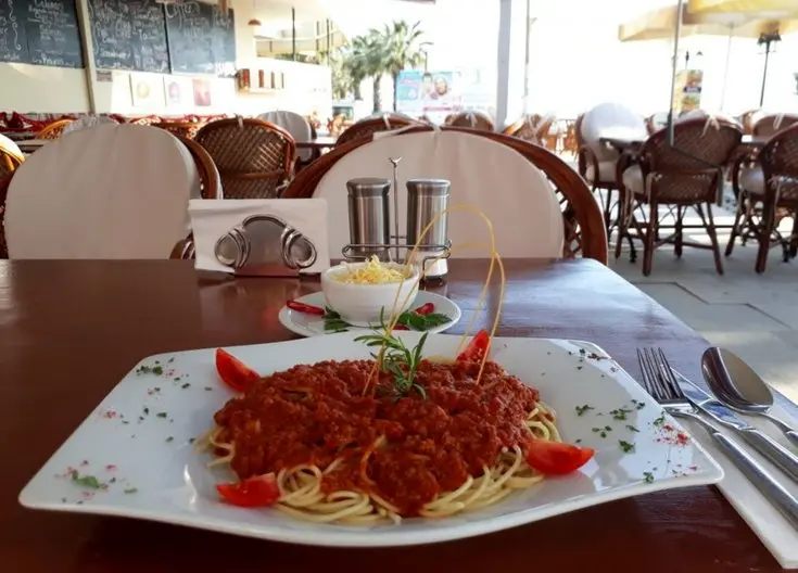 5 رستوران که در تور کوش آداسی نباید از دست داد