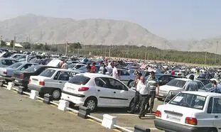 قیمت‌ها در بازار خودرو کاهشی شد