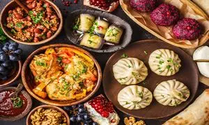 کدام غذای محلی را در تفلیس امتحان کنیم؟ + معرفی 5 خوردنی خوشمزه گرجی