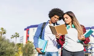 معرفی بهترین رشته ها برای تحصیل در استرالیا + دانشگاه‌های مناسب برای هر رشته