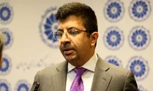 ادامه واکنش های پیدا و پنهان به سخنان علیرضا کلاهی درباره تولید موبایل ایرانی