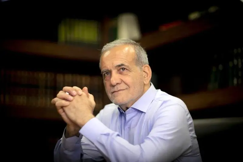 عکس دیده نشده مسعود پزشکیان در جوانی