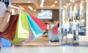 بهترین مراکز خرید لباس در تهران برای خانم های باسلیقه