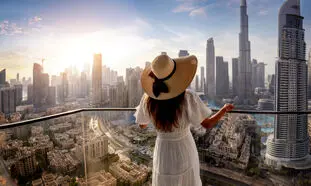 آشنایی با قوانین حجاب و پوشش زنان در دبی
