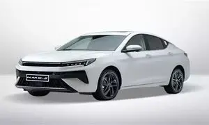 شرایط ویژه فروش KMC J7 توسط کرمان موتور برای تابستان ۱۴۰۳
