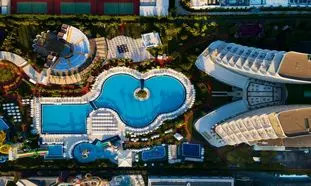 امکانات هتل میراکل ریزورت آنتالیا + تصاویر