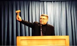 کنایه رشیدپور به مجوز دقیقه ۹۰ معاون رییسی