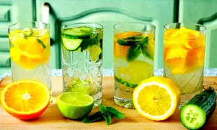 5 نوشیدنی مناسب برای جلوگیری از گرمازدگی
