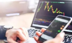 مزایای ترید با اپلیکیشن صرافی ارز دیجیتال چیست؟