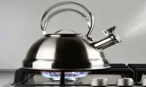 4 ترفند خانگی برای رسوب گیری کتری و چای ساز