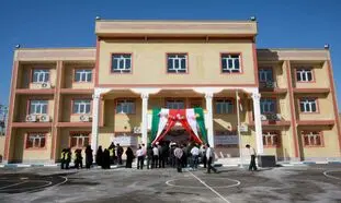 قانون شکنی مدارس دولتی و دریافت هزینه از والدین