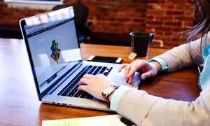 استخدام برنامه نویس خانم با حقوق بالای 40 میلیون تومان در تهران