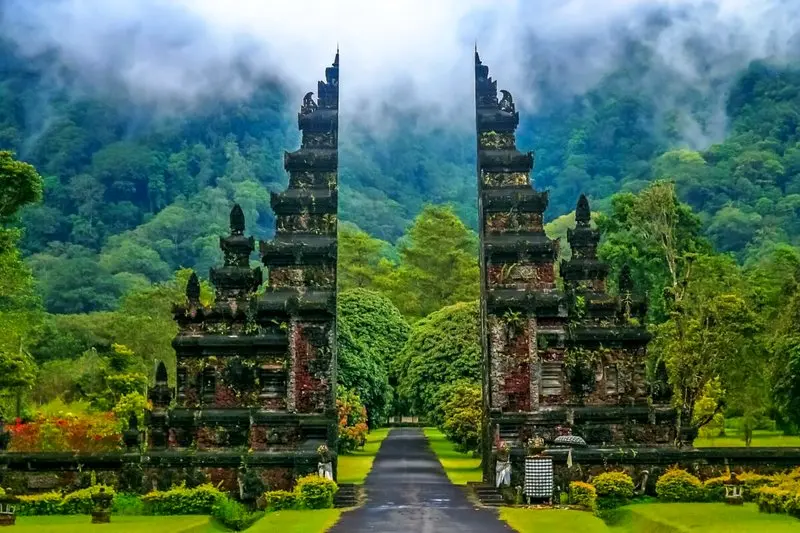 مکان‌ های رمانتیک برای یک سفر دو نفره در آسیا