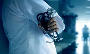چرا پرستاران به آلمان مهاجرت می‌کنند؟
