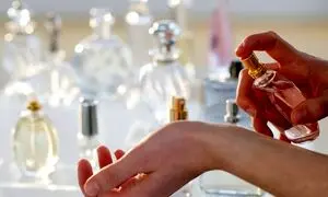 5 عطر زنانه خنک مناسب دورهمی های تابستانه + قیمت