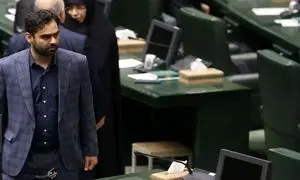 صحبت درگوشی ثابتی با زنان مجلس + عکس