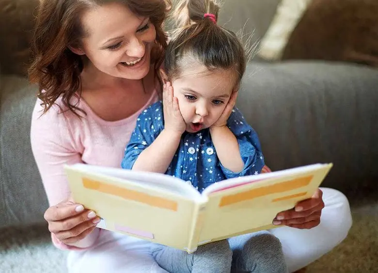 فواید آموزش زبان انگلیسی به کودکان از طریق داستان کودکانه