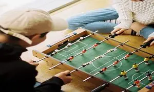 آشنایی با انواع مدل های فوتبال دستی