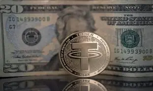 تتر بخریم یا دلار کاغذی؟ سوددهی کدام بیشتر است؟
