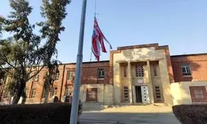 سفارت آمریکا در ایران را باز کنید ؛ خواستهٔ عجیب مدیر ارشد رئیسی از پزشکیان