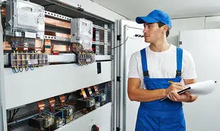 برای عیب‌یابی برق ساختمان به کجا مراجعه کنیم؟