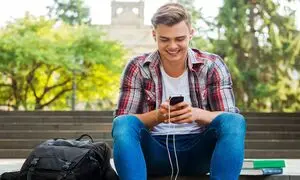 پنج گوشی 10 میلیون تومانی مناسب برای استفاده دانشجویی