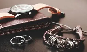 نقش اکسسوری چرم در افزایش جذابیت افراد