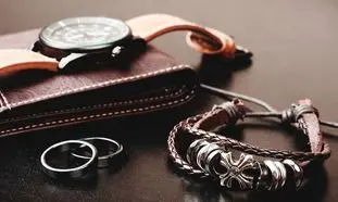 نقش اکسسوری چرم در افزایش جذابیت افراد