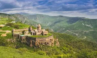 بازدید از خاص ترین جاذبه های تاریخی در تور ارمنستان