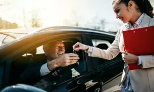تجربه سفری مقرون به صرفه و لذت‌ بخش با کرایه خودرو