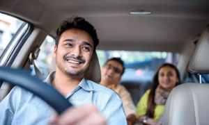 ۱۵ مزیت استفاده از خدمات دربستی بین شهری