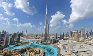 چرا باید در تور دبی از برج خلیفه دیدن کنیم؟