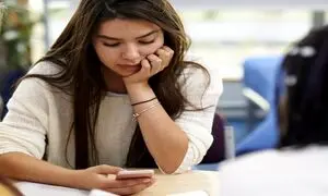 5 گوشی پرطرفدار در بین دختران نوجوان + قیمت
