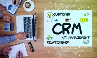 ویژگی‌ هایی که باید هنگام خرید نرم‌ افزار CRM در نظر بگیرید