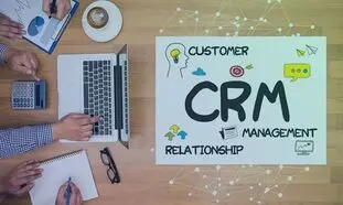 ویژگی‌ هایی که باید هنگام خرید نرم‌ افزار CRM در نظر بگیرید