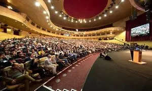 گردهمایی کارآفرینان ایرانی در برج میلاد