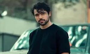 شروین حاجی پور به زندان نمی رود