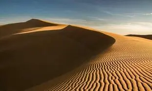 تجربه تفریحات خاص و بازدید از جاذبه های عجیب در تور کویر ابوزید آباد