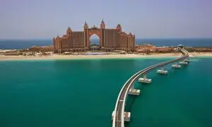 سفر به دبی در پاییز؛ هالووین و سال نو قمری را باهم ببینید