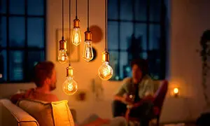 علت قطع و وصل شدن برق خانه چیست؟