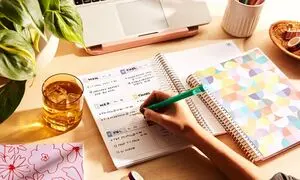 دفترچه یادداشت ، هدیه ای جذاب و کاربردی برای صاحبان کسب و کار