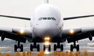عکسی عجیب از ابعاد دم هواپیمای غول پیکر A380