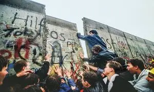 برگزاری نشست نقد و بررسی رمان برلینی ها در نشر چشمه
