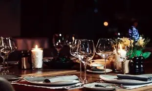 روش های حرفه ای سرو غذا در رستوران