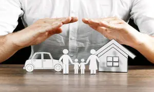 نگاهی به تبلیغات جدید بیمه بازار